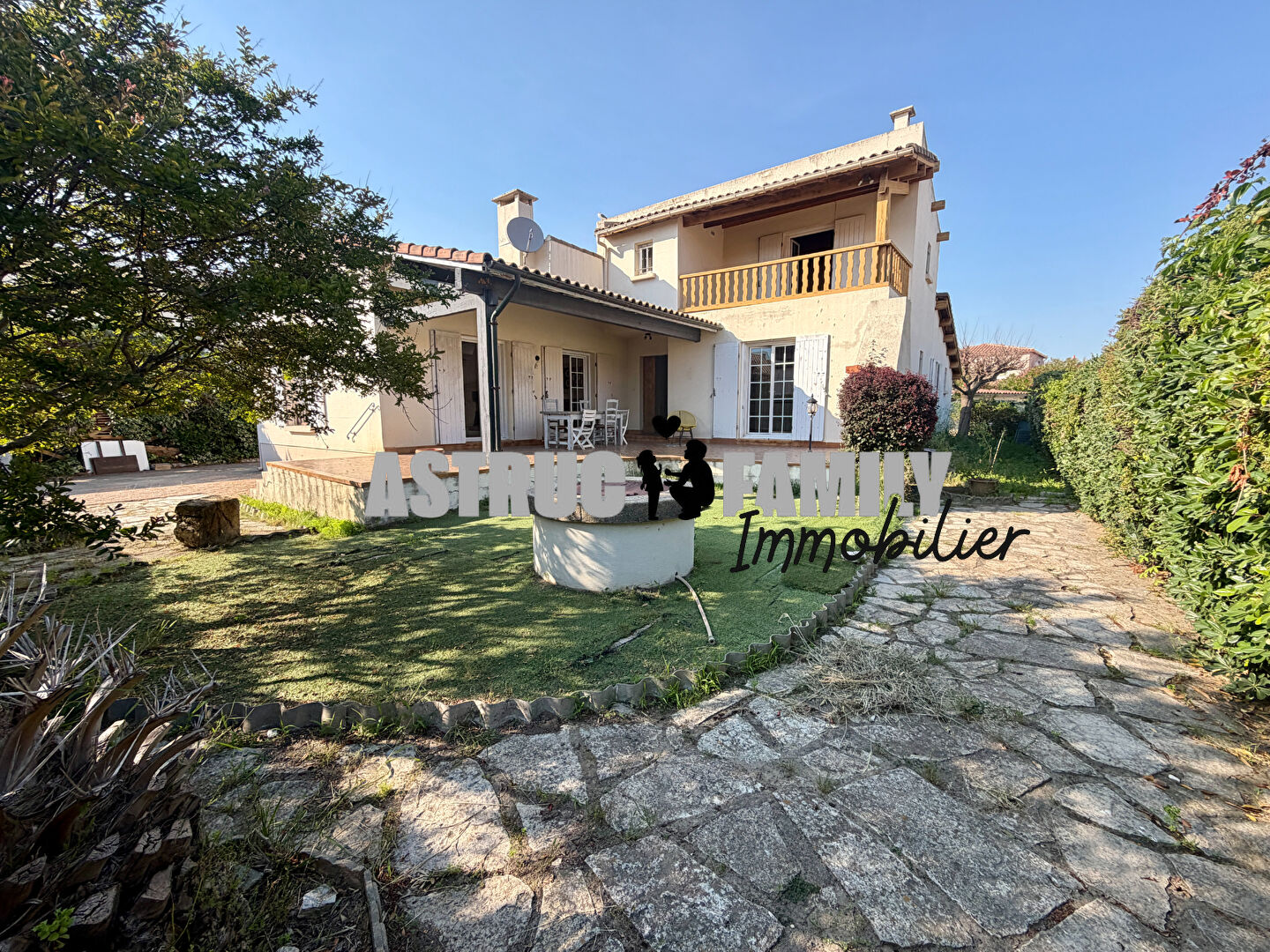 Agence immobilière de ASTRUC FAMILY Immobilier Aigues-mortes