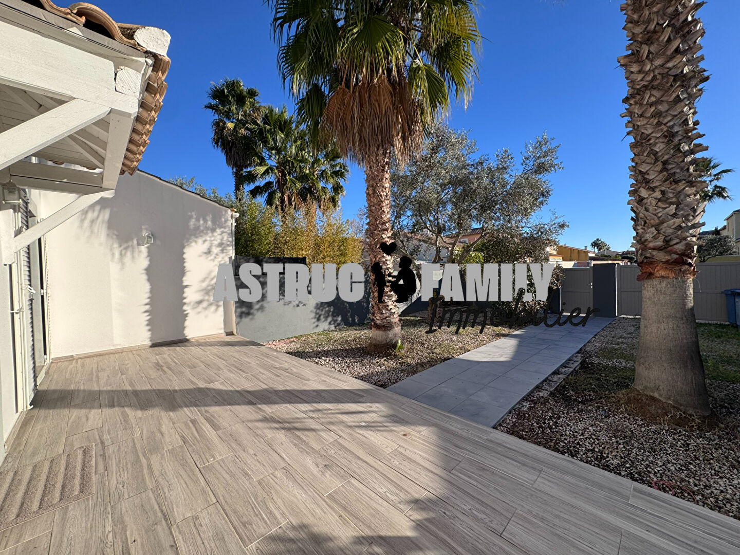 Agence immobilière de ASTRUC FAMILY Immobilier Aigues-mortes