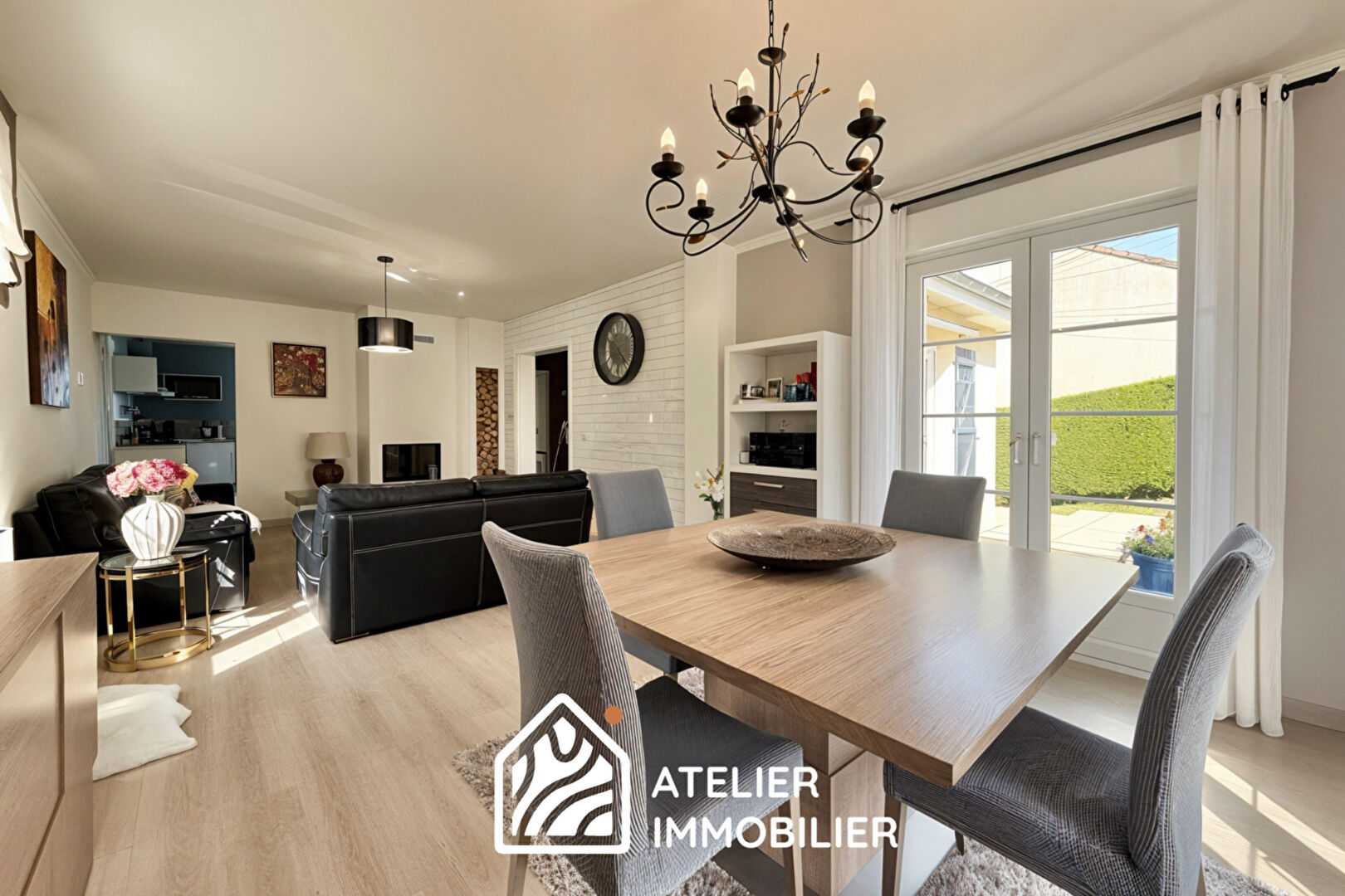 Photo À VENDRE - 6 PIÈCES - 116 M2 image 3/6