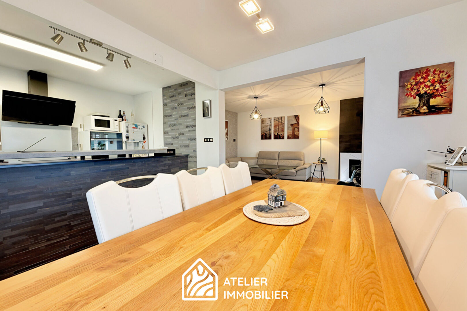 Photo À VENDRE  MAISON 5 PIÈCES 112 m2 image 3/6