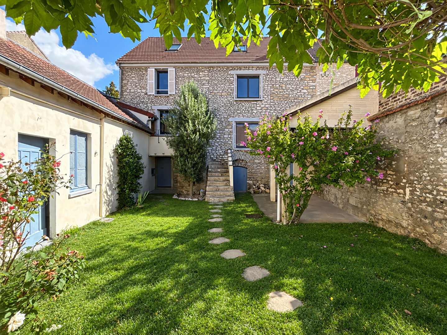 MAISON - FOLLAINVILLE DENNEMONT - 6Pièces