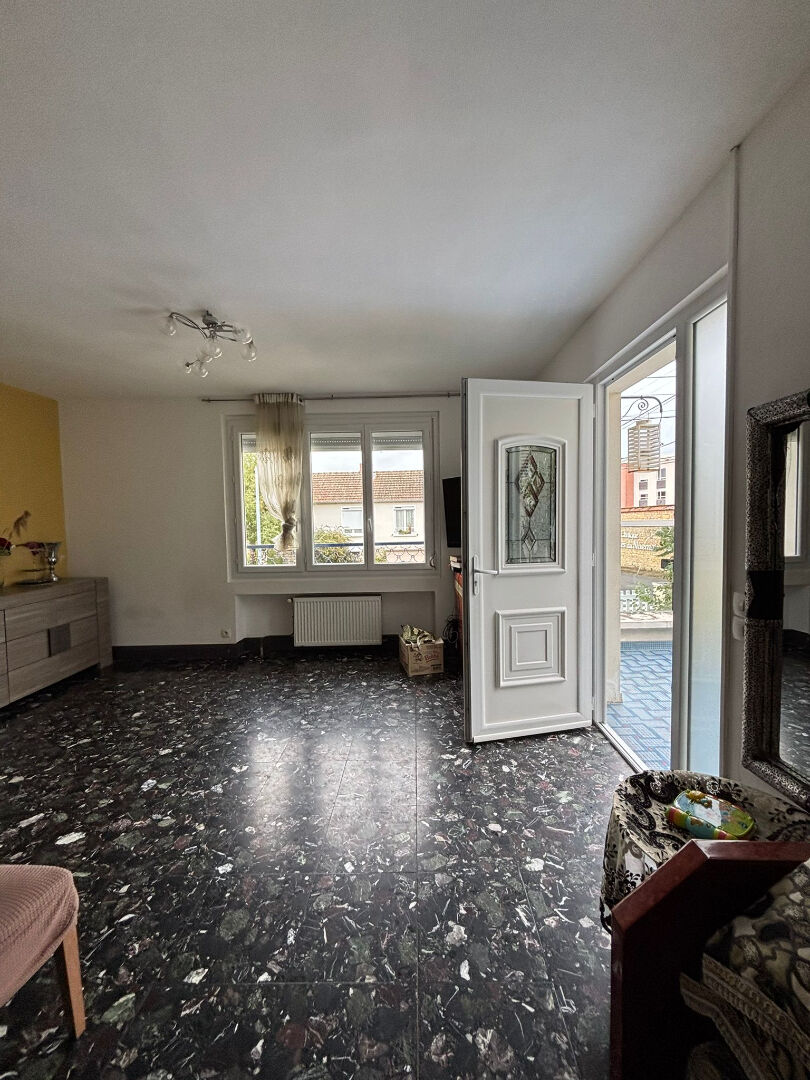 Photo Pavillon à Nevers, dans quartier résidentiel proche lycées image 2/6