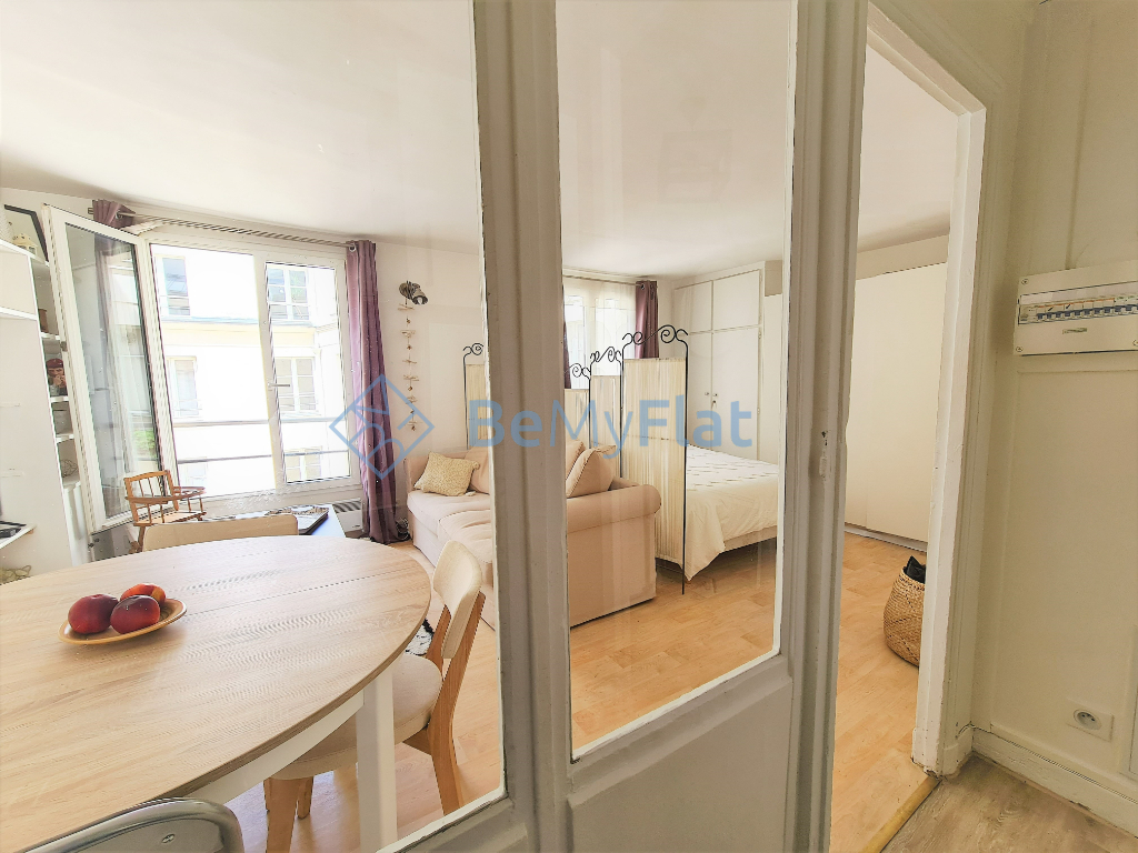 Photo Quartier Montorgueil: Charmant Studio 27m2 image 5/6