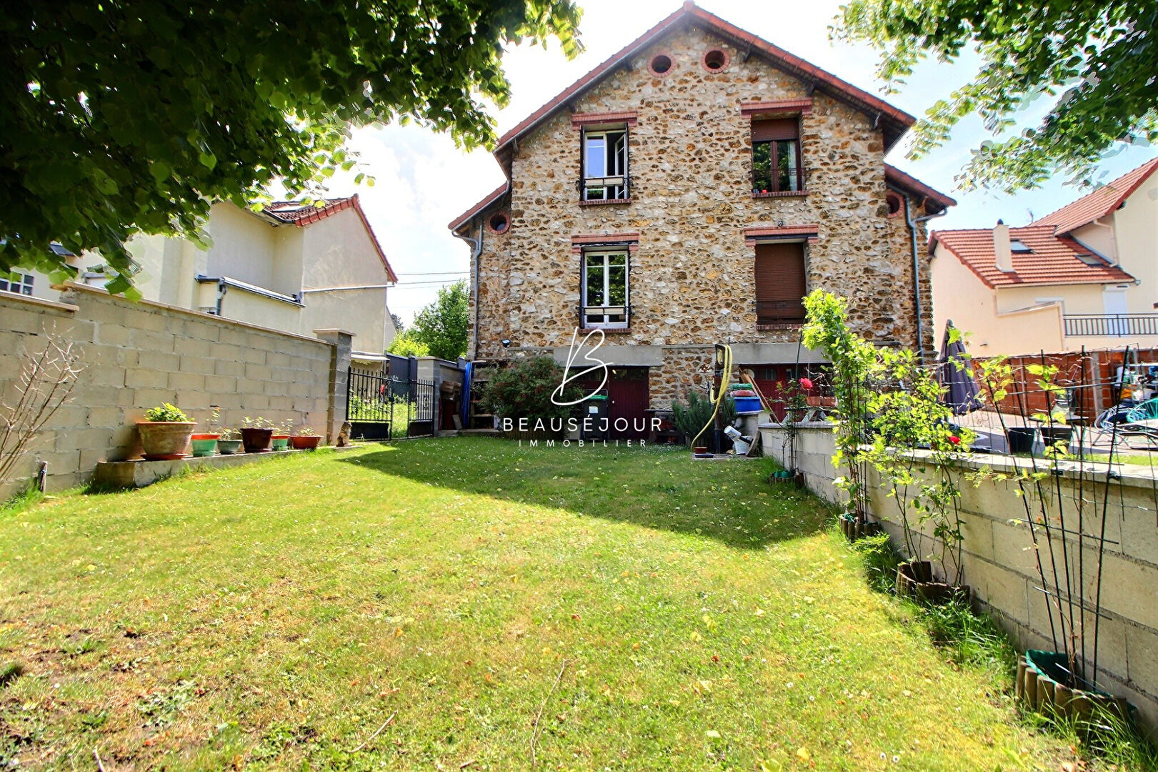 Maison Sainte Geneviève Des Bois 4 pièces 92.07 m2