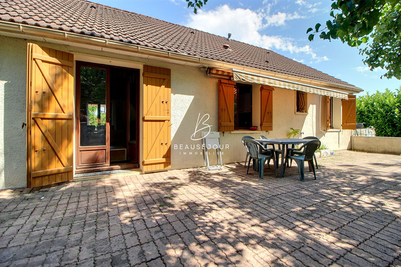 Maison 5 pièces 108 m2 à Linas