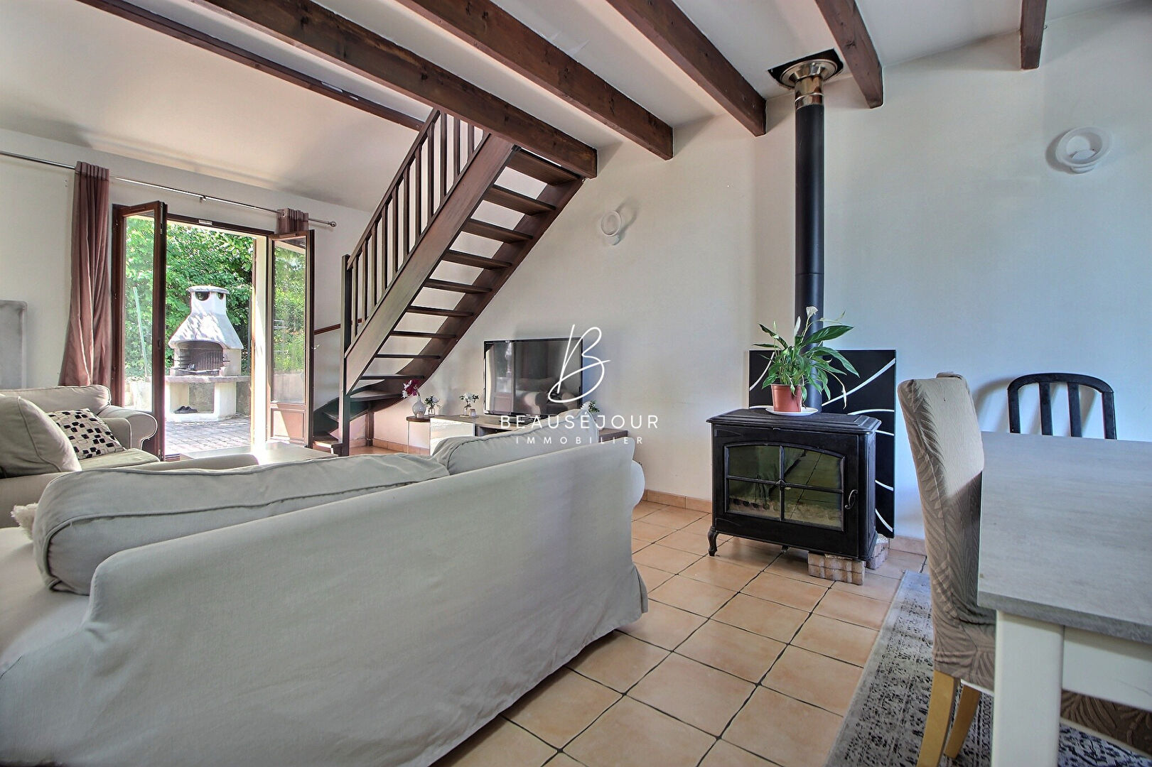 Photo Maison 5 pièces 108 m2 à Linas image 2/6