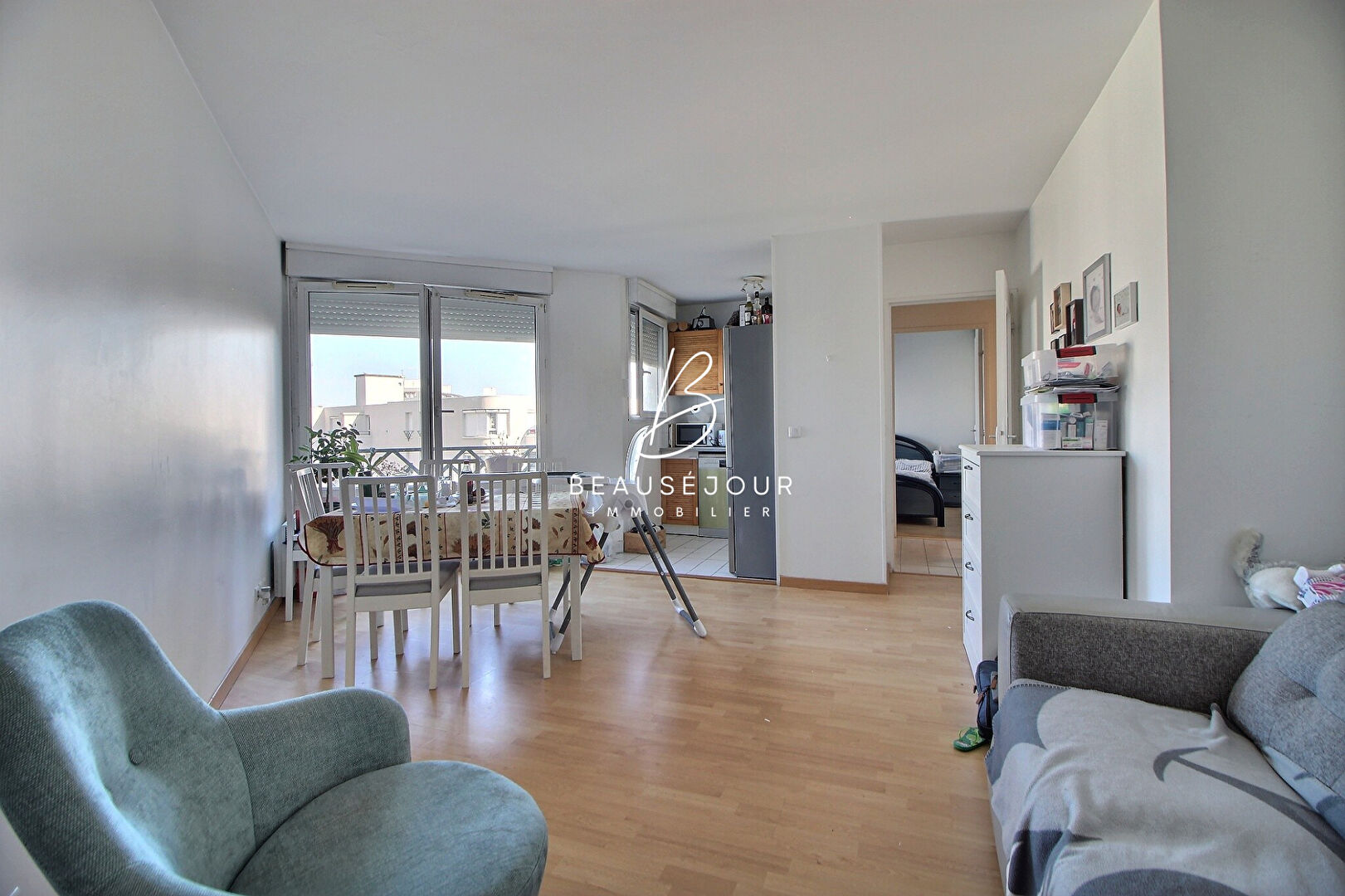 Appartement Viry Chatillon 2 pièce(s) 48.54 m2 + PARKING