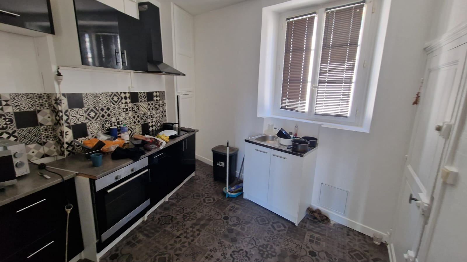 Photo Immeuble Etampes 5 pièce(s) 116 m2 image 2/6