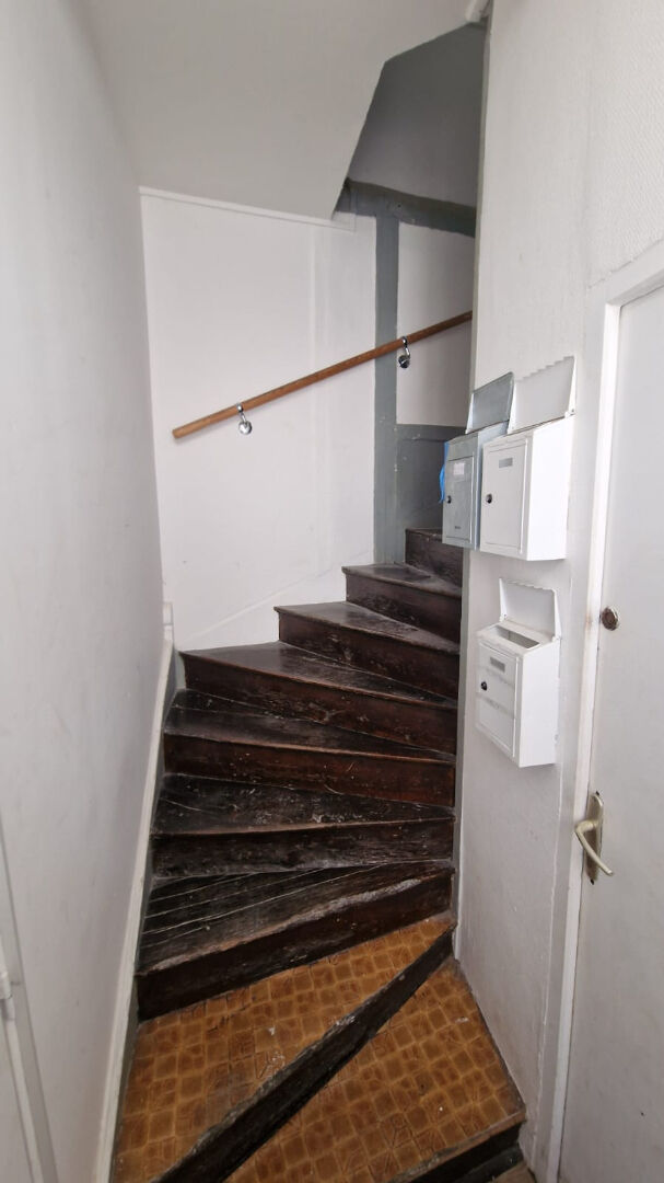 Photo Immeuble Etampes 5 pièce(s) 116 m2 image 6/6