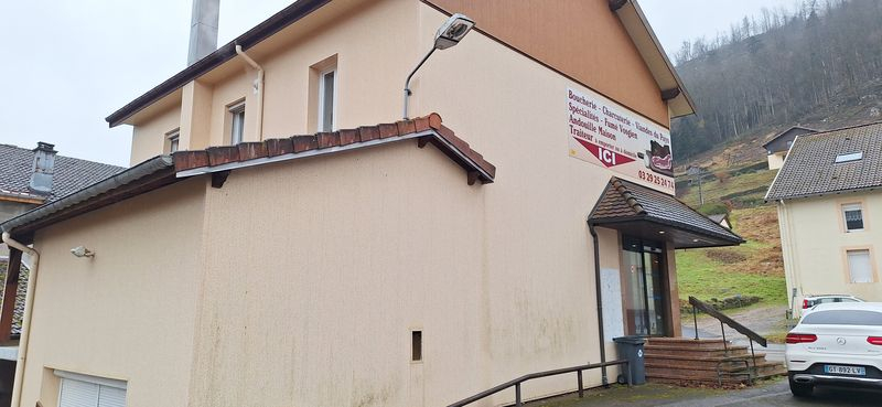 MAISON + COMMERCE