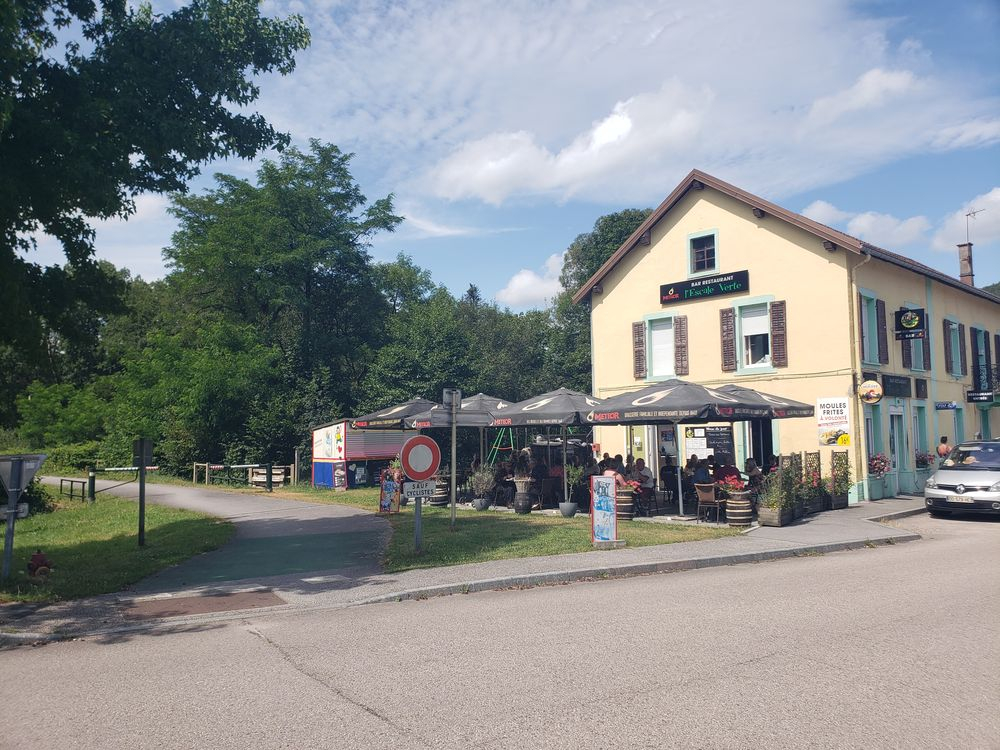 Photo MURS ET FONS DE COMMERCE image 2/6