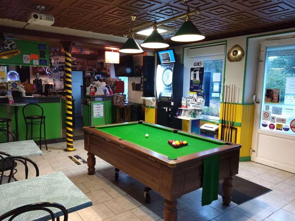 Photo MURS ET FONS DE COMMERCE image 6/6