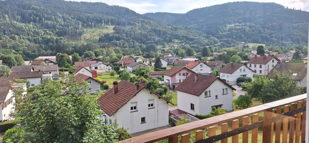 Photo VUE DOMINANTE ET PROCHE DU LAC image 6/6