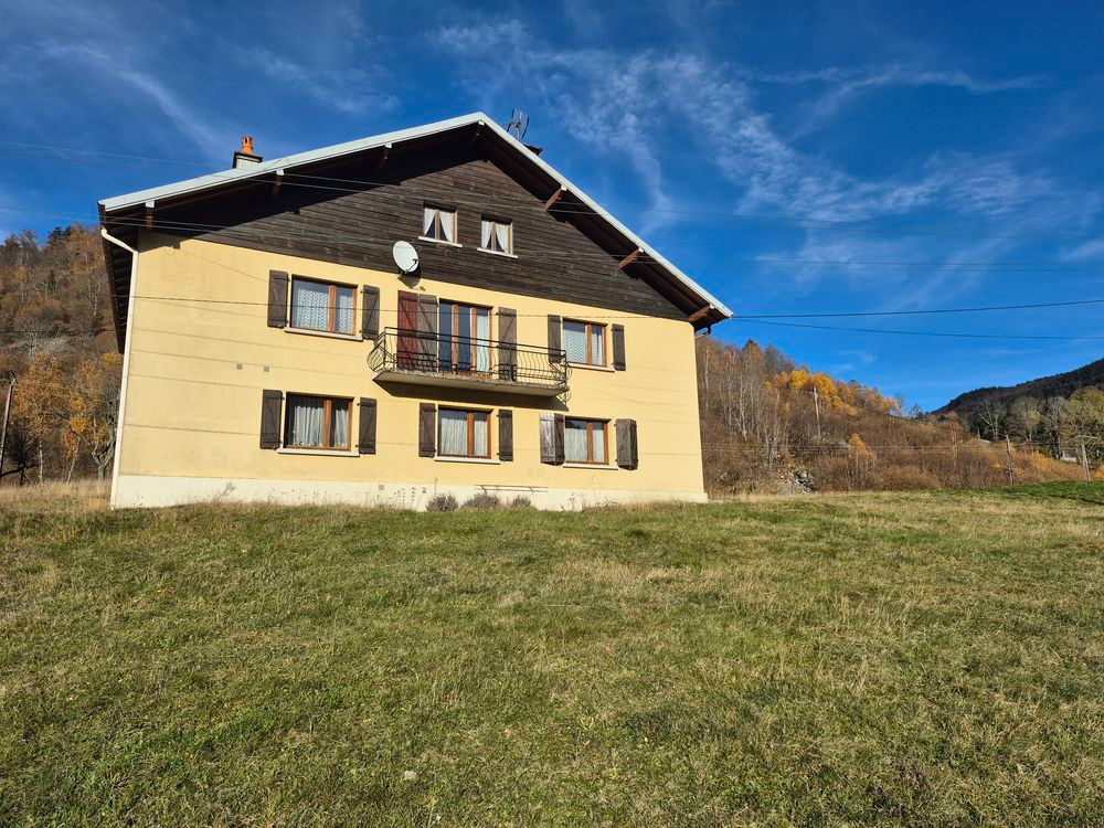 PROPRIETE RARE AVEC VUE PANORAMIQUE