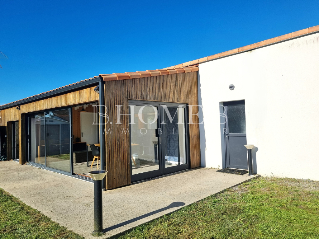 Maison Les Moutiers En Retz 5 pièce(s) 91 m2 Maison Les Moutiers En Retz 5 pièce(s) 91 m2