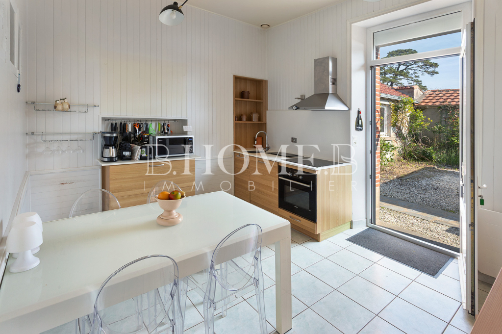 Maison La Bernerie En Retz 6 pièce(s) 167 m2