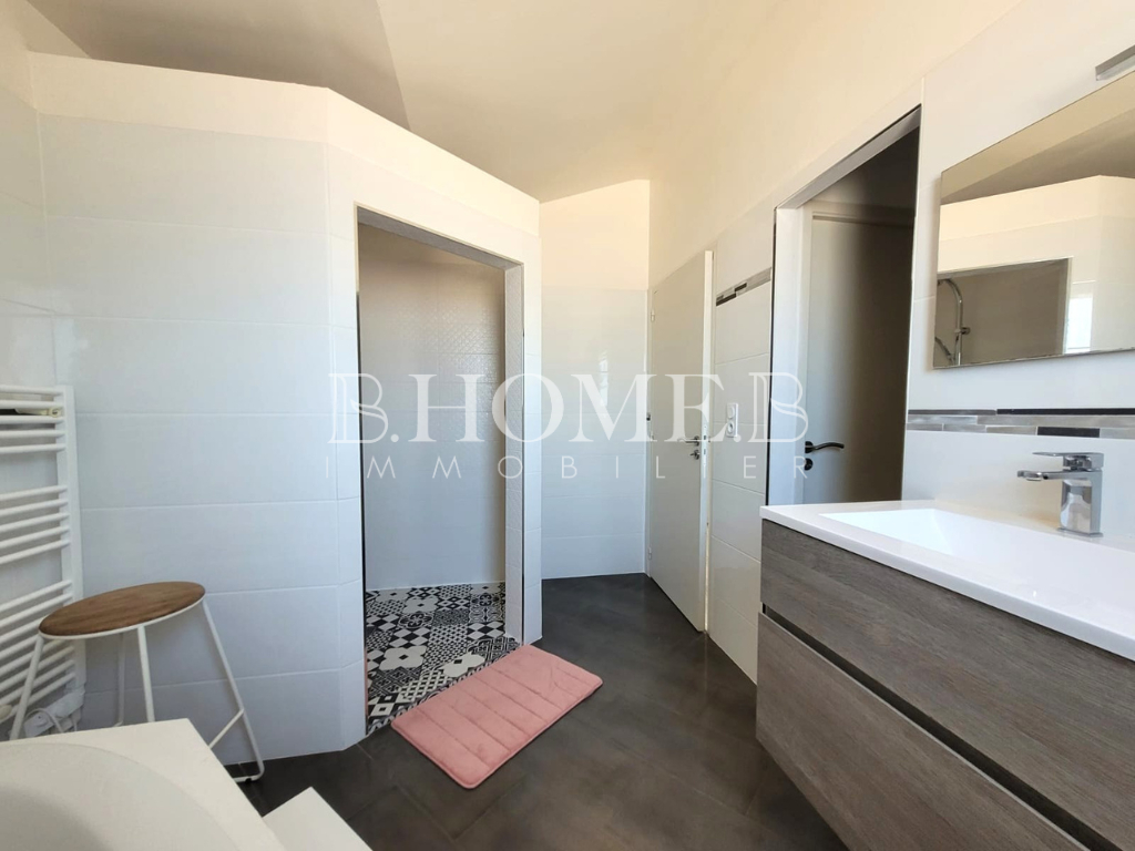 LES MOUTIERS EN RETZ  MAISON   6 pièce(s)