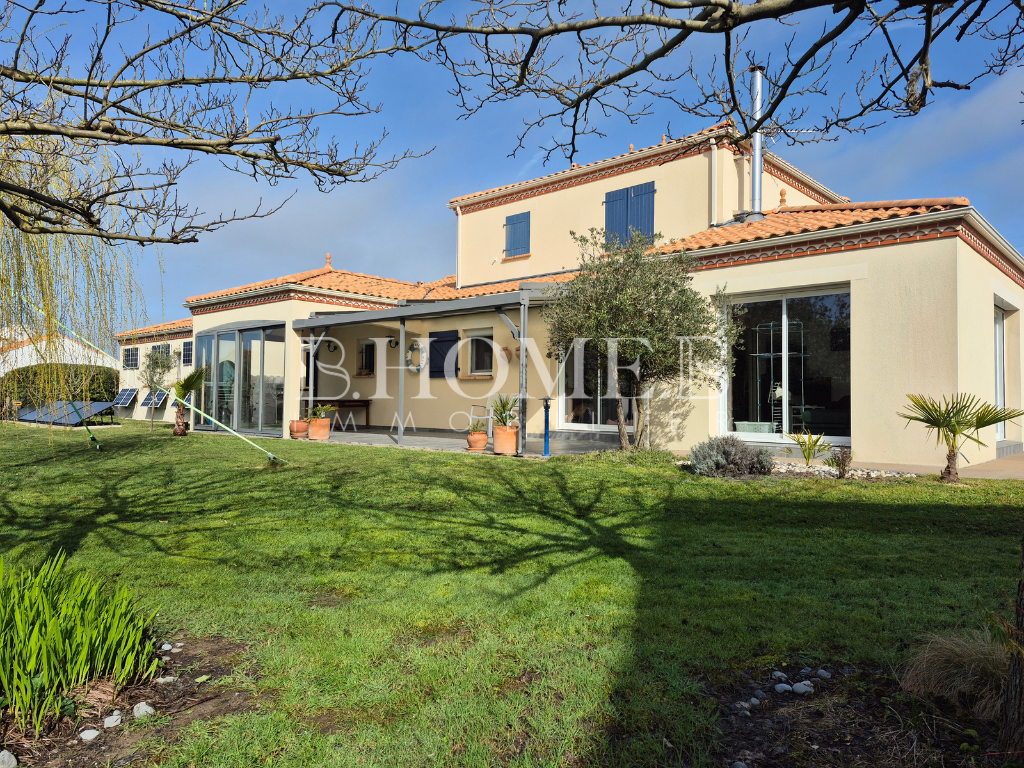 Maison La Bernerie En Retz 6 pièce(s) 147 m2