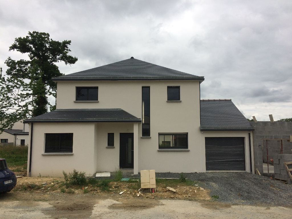 Photo Tressé, Maison + terrain image 3/3