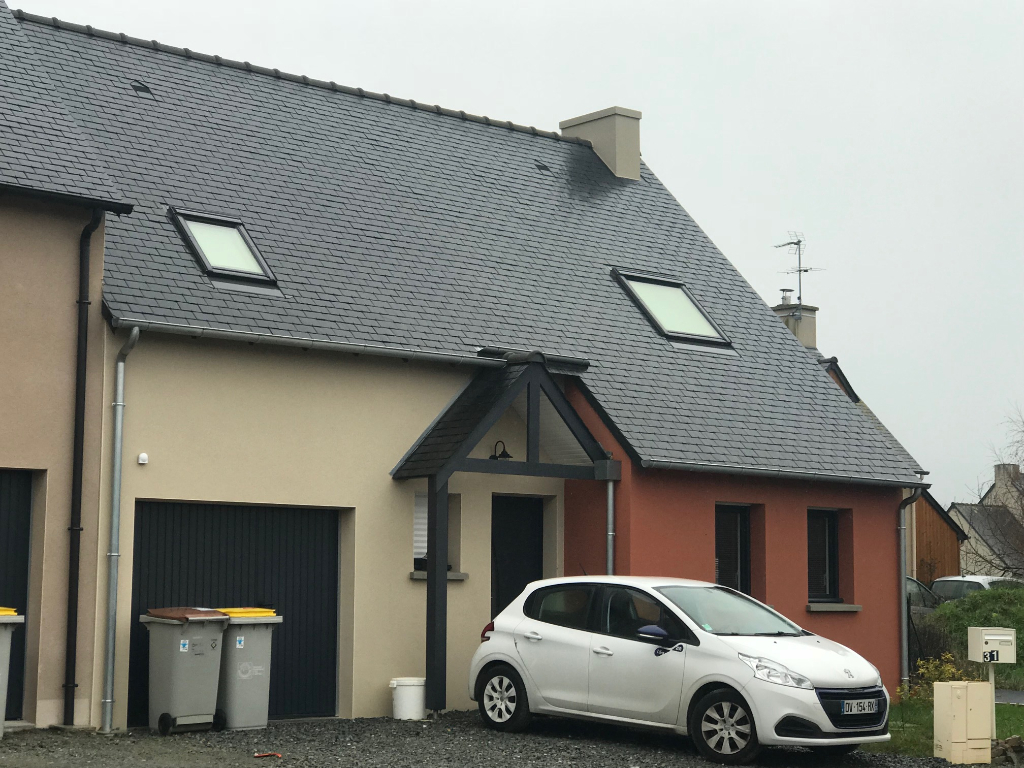 CREVIN, maison + terrain