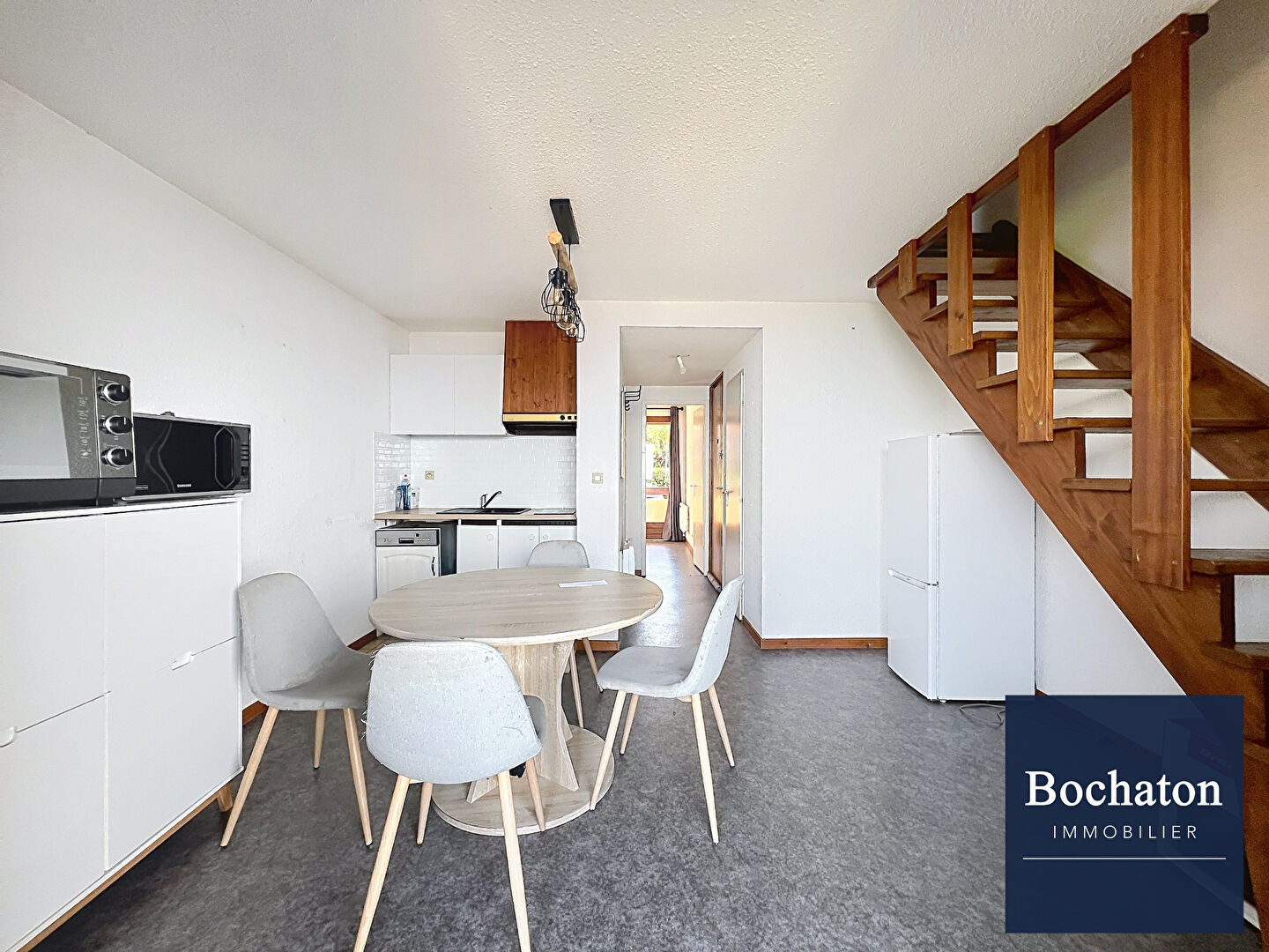Agence immobilière de 
 BOCHATON IMMOBILIER - BOCHATON IMMOBILIER AGENCE DE LOCATION 
