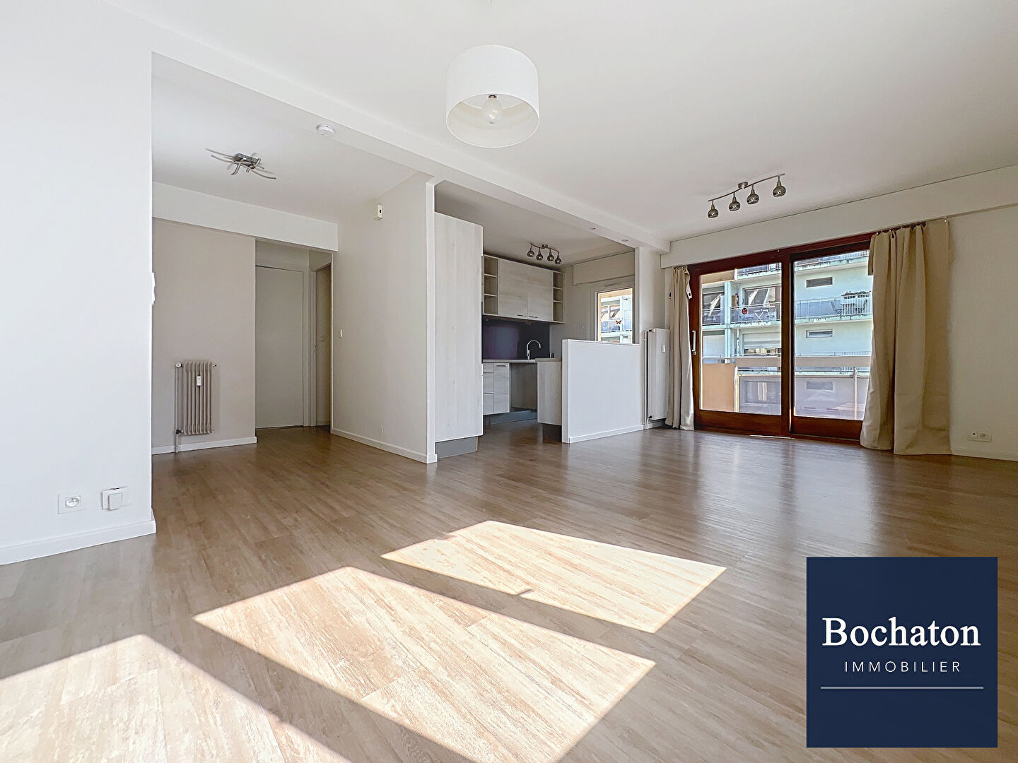 Agence immobilière de 
 BOCHATON IMMOBILIER - BOCHATON IMMOBILIER 
