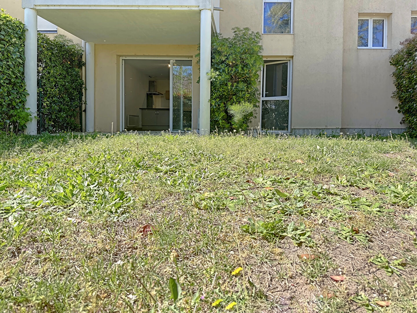 Photo VIDAUBAN : T2 EN REZ DE JARDIN image 2/6