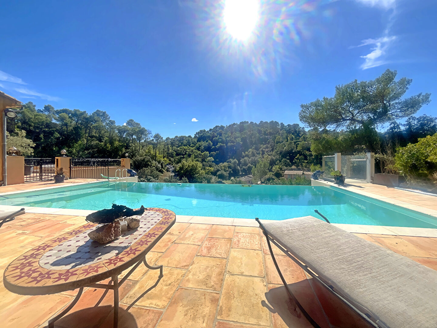 Photo MAGNIFIQUE PROPRIETE AU CALME AVEC VUE image 3/6