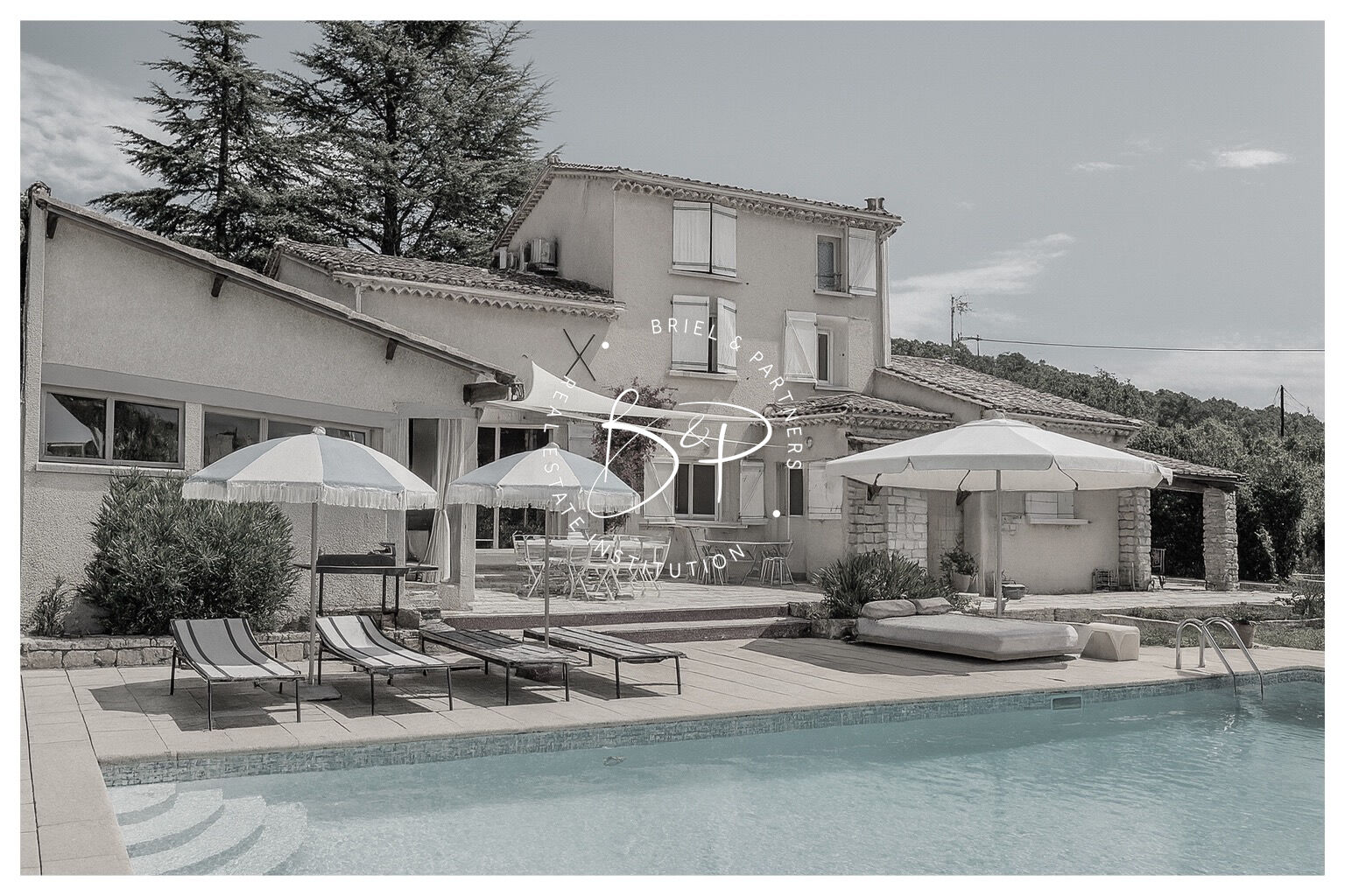 Lorgues, propriete, 4 chambres sur 4600 m² de terrain, piscine