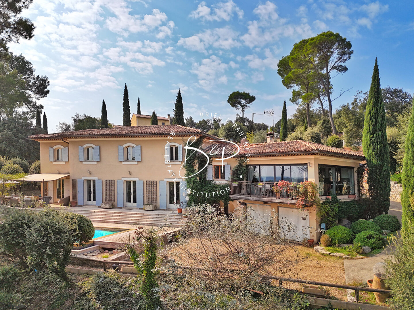 Photo Le Thoronet - Propriété d'exception en position dominante image 2/6