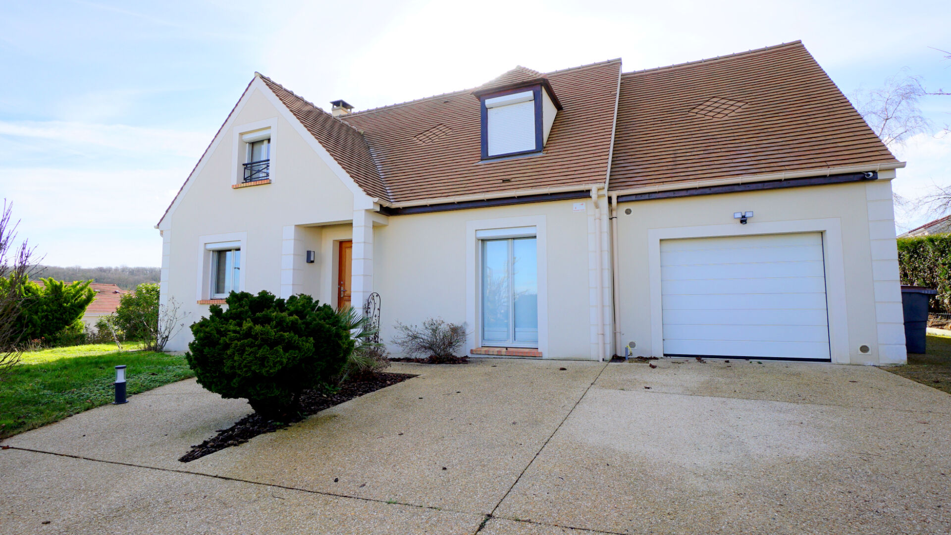 Agence immobilière de Cabinet Jonathan - Mézières-sur-Seine