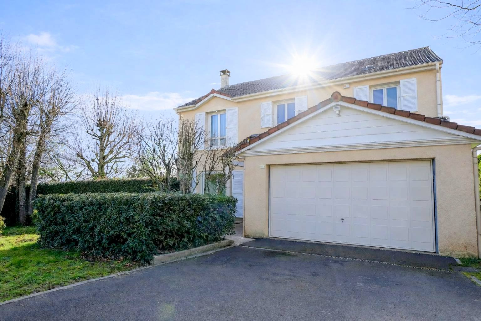 Agence immobilière de Cabinet Jonathan - Mézières-sur-Seine