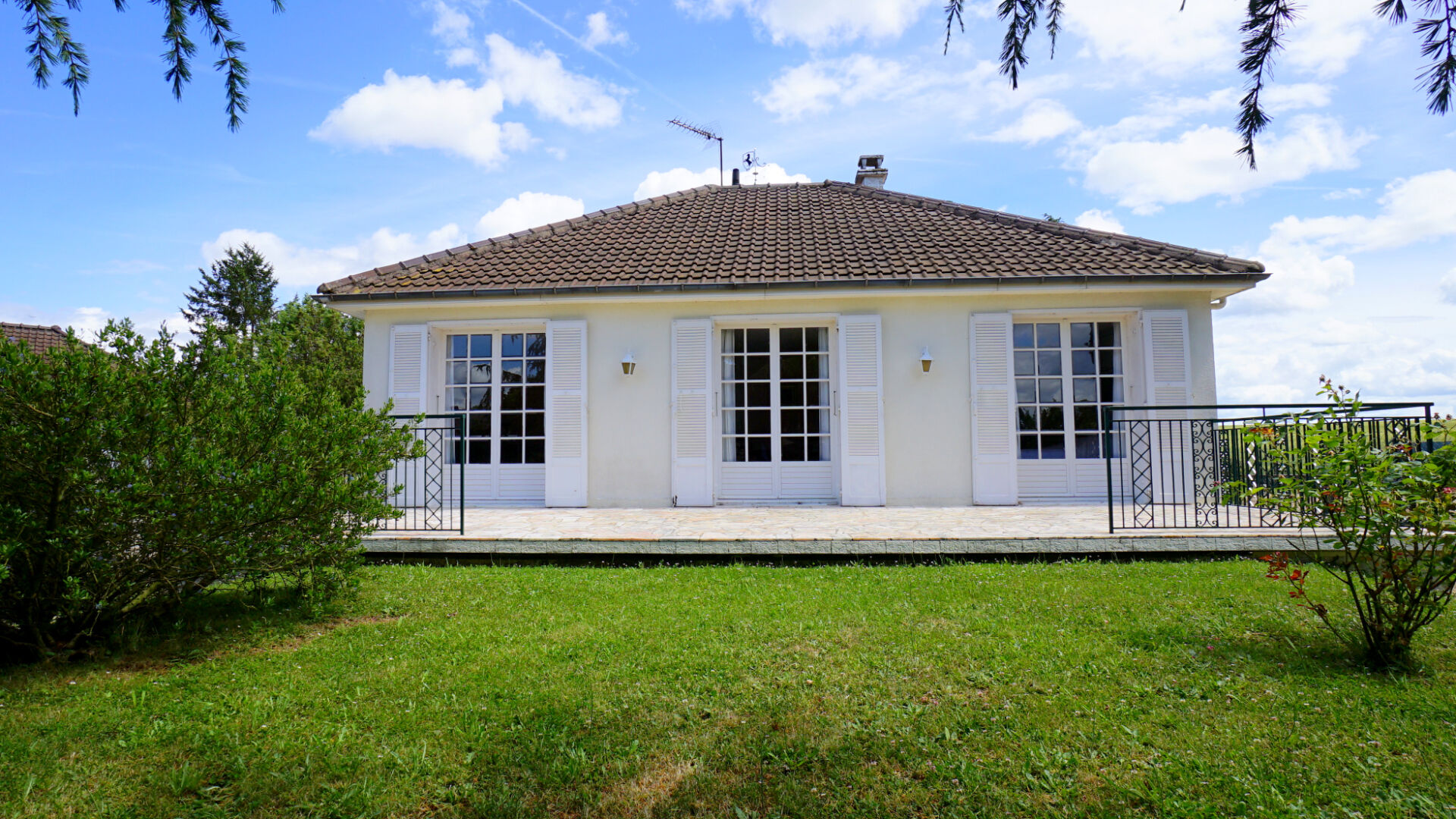 Agence immobilière de Cabinet Jonathan - Mézières-sur-Seine