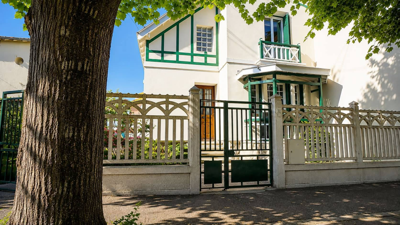Agence immobilière de Cabinet Jonathan - Mézières-sur-Seine