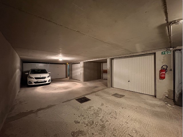 Photo Garage/Parking image 3/3