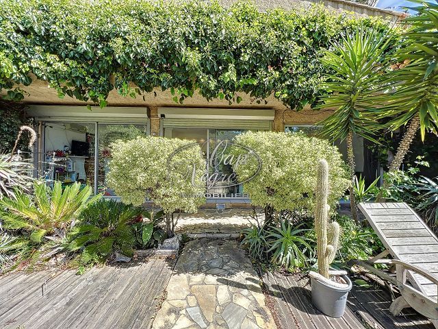 Photo Maison - 6 pièce(s) - 257 m2 image 6/6