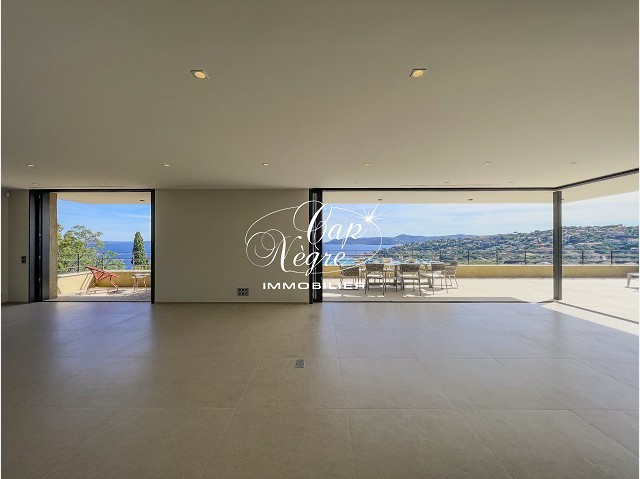 Photo Maison - 7 pièce(s) - 250 m2 image 6/6