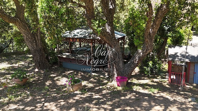 Photo Maison - 6 pièce(s) - 220 m2 image 3/6