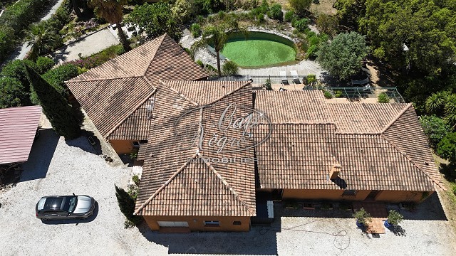 Photo Maison - 6 pièce(s) - 220 m2 image 4/6