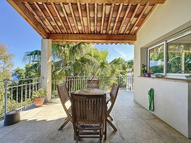 Photo Maison - 7 pièce(s) - 195 m2 image 5/6