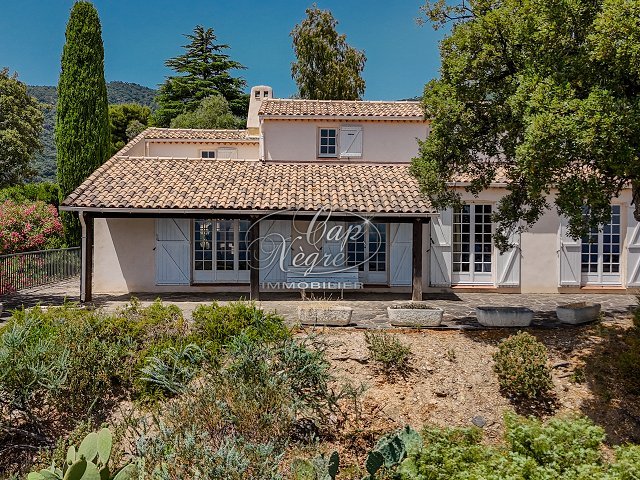 Maison - 7 pièce(s) - 206 m2