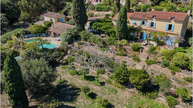 Photo PROPRIETE DE CHARME A VENDRE AU LAVANDOU image 1/6