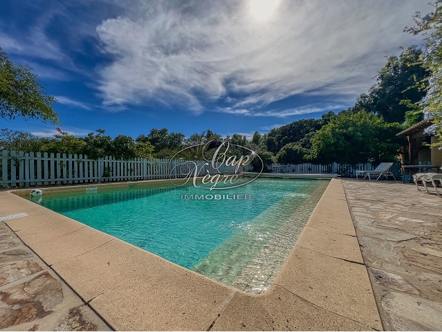 Photo PROPRIETE DE CHARME A VENDRE AU LAVANDOU image 4/6