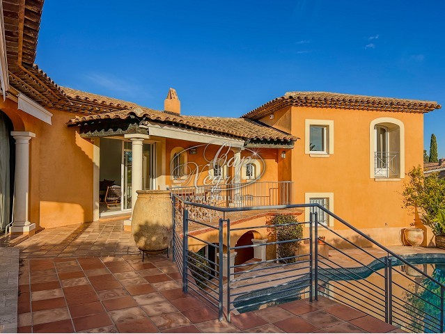 Photo Maison - 6 pièce(s) - 141 m2 image 3/6