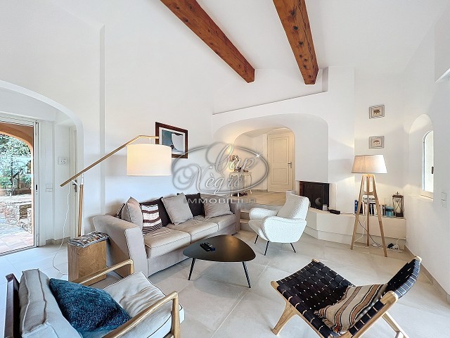 Photo Maison - 6 pièce(s) - 141 m2 image 4/6