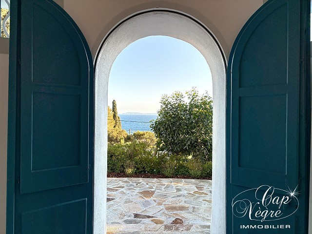 Photo Maison - 7 pièce(s) - 215 m2 image 4/6