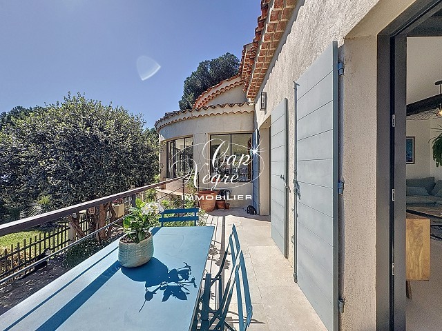 Photo Maison - 4 pièce(s) - 122 m2 image 5/6