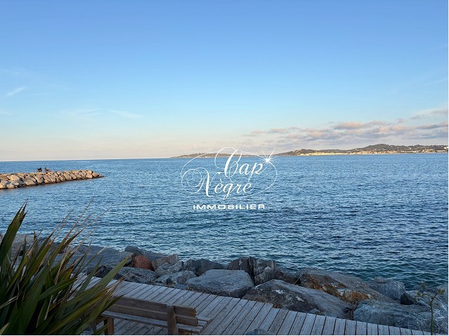 Photo APPARTEMENT T4 À 100M DE LA MER À VENDRE 107m² AVEC TERRASSE À GRIMAUD BEAUVALLON image 6/6