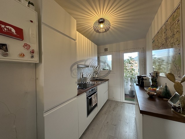 Photo Appartement - 3 pièce(s) - 60 m2 image 2/6