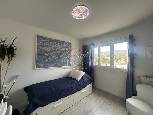 Photo Appartement - 3 pièce(s) - 60 m2 image 6/6